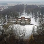 Pałac w Nieznanowicach / Jarosław Kubalski / Radio Kielce