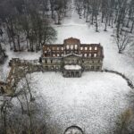 Pałac w Nieznanowicach / Jarosław Kubalski / Radio Kielce