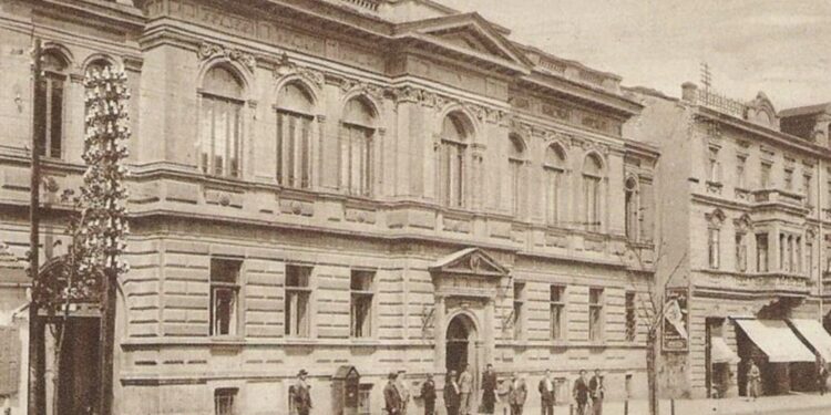 Lata 1930-35. Budynek banku / fotopolska.eu