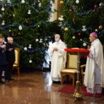 02.01.2022. Gorzyce. Diecezjalne spotkanie rodzin. Na zdjęciu (w środku): Krzysztof Nitkiewicz - biskup sandomierski / ks. Grzegorz Słodkowski