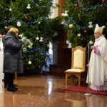 02.01.2022. Gorzyce. Diecezjalne spotkanie rodzin. Na zdjęciu (w środku): Krzysztof Nitkiewicz - biskup sandomierski / ks. Grzegorz Słodkowski