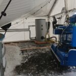 30.01.2021. Bałtów. Zawalona część dachu nad lodowiskiem / Anna Głąb / Radio Kielce