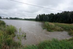 06.08.2021. Solec-Zdrój. Ulewne deszcze zalały ulice i pola / Marta Gajda / Radio Kielce