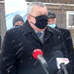 08.02.2021. Miechów. Podpisanie umowy z wykonawcą projektu i budowy odcinka drogi ekspresowej S7 prowadzącej od Krakowa do granicy z województwem świętokrzyskim. Na zdjęciu: Andrzej Adamczyk - minister infrastruktury / Ewa Pociejowska-Gawęda / Radio Kielce