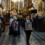 28.08.2021. Sandomierz. Uroczystości pogrzebowe prof. Andrzeja Schinzla / Marcin Marszałek / Radio Kielce