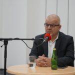 02.01.2022. Studio Polityczne Radia Kielce. Na zdjęciu: Jacek Skórski - Nowa Lewica / Sebastian Kalwat / Radio Kielce
