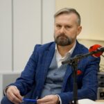 16.01.2022. Kielce. Studio Polityczne Radia Kielce. Na zdjęciu: Artur Pejas - Nowa Lewica / Piotr Kwaśniewski / Radio Kielce