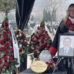 11.01.2022. Starachowice. Pogrzeb byłego prezydenta miasta Zenona Krzeszowskiego. Na zdjęciu: Aneta Dobroch - świecki mistrz ceremonii pogrzebowej  / Anna Głąb / Radio Kielce