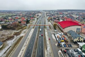 26.01.2022. Bilcza. Droga krajowa nr 73 / Jarosław Kubalski / Radio Kielce