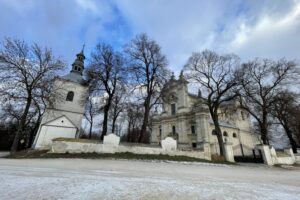 21.01.2022. Młodzawy. Kościół św. Ducha i Matki Boskiej Bolesnej / Jarosław Kubalski / Radio Kielce