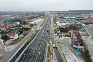 26.01.2022. Bilcza. Droga krajowa nr 73 / Jarosław Kubalski / Radio Kielce