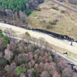 31.01.2022. Budowa linii kolejowej nr 582 Czarnca - Włoszczowa Północna / Jarosław Kubalski / Radio Kielce