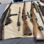 27.01.2022. Skarżysko. Kolekcja broni w Muzeum im. Orła Białego / Anna Głąb / Radio Kielce