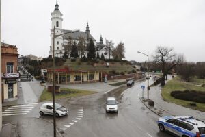 28.01.2022. Ostrowiec Świętokrzyski. Aleja 3 Maja / Jarosław Kubalski / Radio Kielce