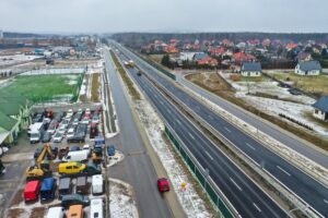 26.01.2022. Bilcza. Droga krajowa nr 73 / Jarosław Kubalski / Radio Kielce