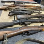 27.01.2022. Skarżysko. Kolekcja broni w Muzeum im. Orła Białego / Anna Głąb / Radio Kielce