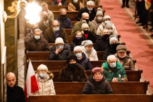 13.12.2021. Kielce. Bazylika katedralna. Msza święta w intencji ofiar stanu wojennego / Jarosław Kubalski / Radio Kielce