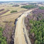 31.01.2022. Budowa linii kolejowej nr 582 Czarnca - Włoszczowa Północna / Jarosław Kubalski / Radio Kielce