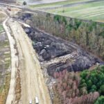 31.01.2022. Budowa linii kolejowej nr 582 Czarnca - Włoszczowa Północna / Jarosław Kubalski / Radio Kielce