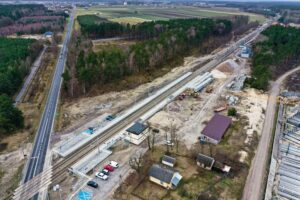 31.01.2022. Budowa linii kolejowej nr 582 Czarnca - Włoszczowa Północna / Jarosław Kubalski / Radio Kielce