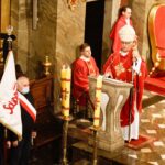 13.12.2021. Kielce. Bazylika katedralna. Msza święta w intencji ofiar stanu wojennego. Na zdjęciu: Jan Piotrowski - biskup kielecki / Jarosław Kubalski / Radio Kielce