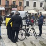 08.11.2021. Sandomierz. Plan filmowy serialu „Ojciec Mateusz” / Grażyna Szlęzak-Wójcik / Radio Kielce