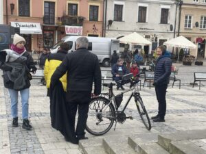 08.11.2021. Sandomierz. Plan filmowy serialu „Ojciec Mateusz” / Grażyna Szlęzak-Wójcik / Radio Kielce