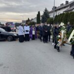 27.11.2021. Połaniec. Pogrzeb Jacka Tarnowskiego / Grażyna Szlęzak-Wójcik / Radio Kielce