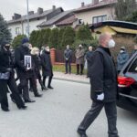 27.11.2021. Połaniec. Pogrzeb Jacka Tarnowskiego / Grażyna Szlęzak-Wójcik / Radio Kielce