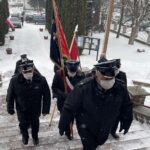22.01.2022. Brzezinki. Odsłonięcie i poświęcenie pamiątkowej tablicy upamiętniającej księdza kanonika Józefa Żółtaka / Iwona Murawska / Radio Kielce