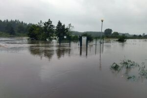 06.08.2021. Solec-Zdrój. Ulewne deszcze zalały ulice i pola / Urząd Gminy Solec-Zdrój