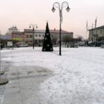 01.01.2022. Wodzisław. Rynek. Wystawa "...ocalić od zapomnienia" / Marta Gajda-Kruk / Radio Kielce