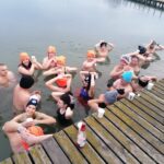 02.01.2022. Skalbmierz. Morsowanie członków Klubu Kazimierskie Morsy Endorfina / Marta Gajda-Kruk / Radio Kielce