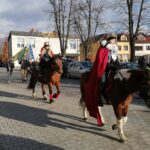 06.01.2022. Skalbmierz Orszak Trzech Króli / Marta Gajda-Kruk / Radio Kielce