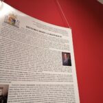 Kazimierza Wielka. Miejsko-Gminna i Powiatowa Biblioteka Publiczna. Wystawa związana z Rodem Łubieńskich i Cukrownią „Łubna”. / Marta Gajda-Kruk / Radio Kielce