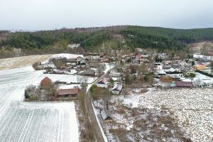 21.01.2022. Wola Chroberska w gminie Złota / Jarosław Kubalski / Radio Kielce