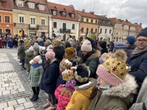 06.01.2022. Sandomierz. Orszak Trzech Króli / Grażyna Szlęzak-Wójcik / Radio Kielce