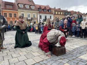 06.01.2022. Sandomierz. Orszak Trzech Króli / Grażyna Szlęzak-Wójcik / Radio Kielce