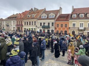 06.01.2022. Sandomierz. Orszak Trzech Króli / Grażyna Szlęzak-Wójcik / Radio Kielce