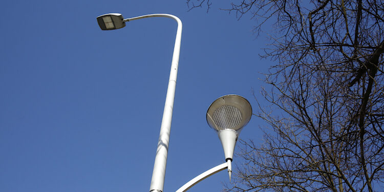 LED-owe latarnie na kieleckich ulicach / Jarosław Kubalski / Radio Kielce