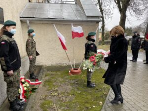 30.01.2022. Szczeglice w gminie Bogoria. Rocznica potyczki powstańców styczniowych. Na zdjęciu: Anna Krupka - wiceminister sportu / Grażyna Szlęzak-Wójcik / Radio Kielce