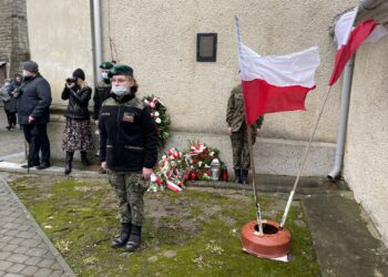 30.01.2022. Szczeglice w gminie Bogoria. Rocznica potyczki powstańców styczniowych / Grażyna Szlęzak-Wójcik / Radio Kielce