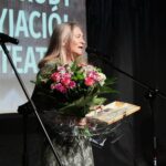 27.06.2021. Kielce. Gala finałowa 29. Plebiscytu Publiczności „O Dziką Różę”. Na zdjęciu: Renacie Głasek-Kęska - laureatka nagrody Srebrnej Maski przyznanej przez Wyższą Szkołę Ekonomii, Prawa i Nauk Medycznych w Kielcach / Wiktor Taszłow / Radio Kielce