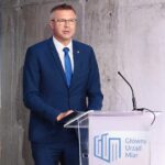 07.06.2021. Kielce. Uroczyste podpisanie i wmurowanie aktu erekcyjnego pod budowę kampusu laboratoriów Głównego Urzędu Miar. Na zdjęciu: Bogdan Wenta - prezydent Kielc / Wiktor Taszłow / Radio Kielce