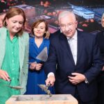 07.06.2021. Kielce. Uroczyste podpisanie i wmurowanie aktu erekcyjnego pod budowę kampusu laboratoriów Głównego Urzędu Miar. Na zdjęciu (od lewej): Olga Semeniuk - wiceminister rozwoju, pracy i technologii, Anna Krupka - wiceminister kultury, dziedzictwa narodowego i sportu, Krzysztof Lipiec - poseł, Renata Janik - wicemarszałek / Wiktor Taszłow / Radio Kielce