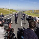 04.10.2021. Widoma. Uroczyste otwarcie kolejnego odcinka trasy S7 / Jarosław Kubalski / Radio Kielce