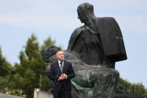 12.07.2021. Michniów. Obchody Dnia Walki i Męczeństwa Wsi Polskiej w 78. rocznicę pacyfikacji wsi Michniów. Na zdjęciu: Andrzej Duda - prezydent RP / Wiktor Taszłow / Radio Kielce