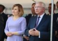12.07.2021. Michniów. Obchody Dnia Walki i Męczeństwa Wsi Polskiej w 78. rocznicę pacyfikacji wsi Michniów. Na zdjęciu (od lewej): Anna Krupka - wiceminister kultury, dziedzictwa narodowego i sportu, Krzysztof Lipiec - poseł / Wiktor Taszłow / Radio Kielce