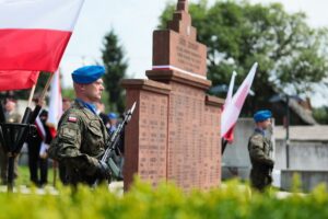 Michniów. Obchody Dnia Walki i Męczeństwa Wsi Polskiej w 78. rocznicę pacyfikacji wsi Michniów / Fot. Wiktor Taszłow - Radio Kielce