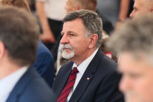 12.07.2021. Michniów. Obchody Dnia Walki i Męczeństwa Wsi Polskiej w 78. rocznicę pacyfikacji wsi Michniów. Na zdjęciu: Andrzej Kryj - poseł / Wiktor Taszłow / Radio Kielce